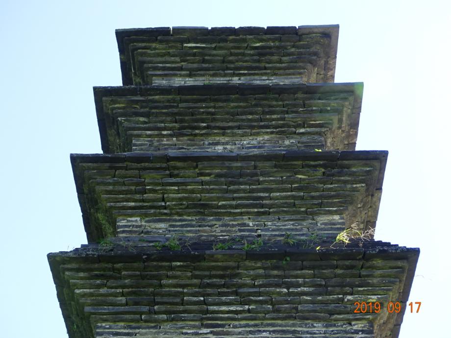 제천 장락동 칠층모전석탑이미지