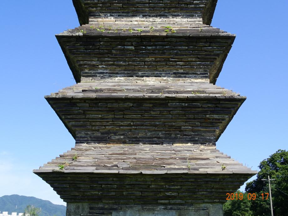 제천 장락동 칠층모전석탑이미지