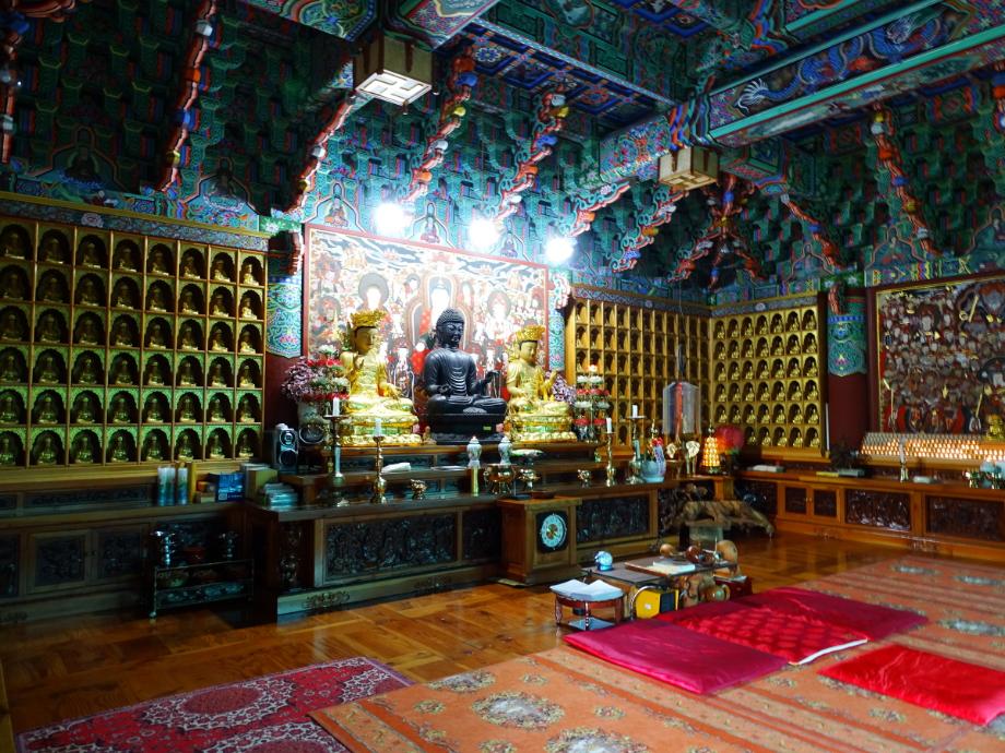 충주 단호사 철조여래좌상이미지