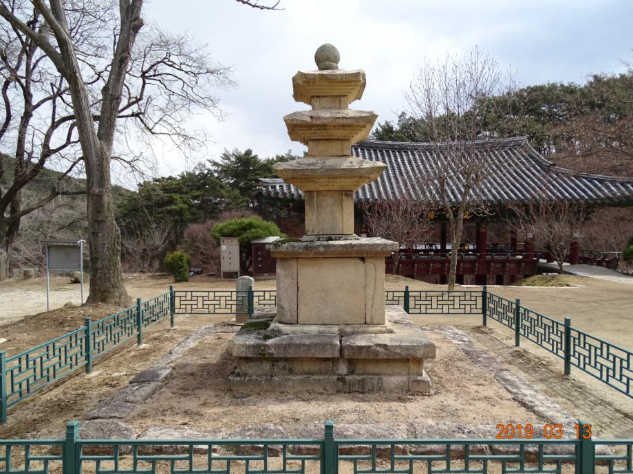 영동 영국사 삼층석탑이미지