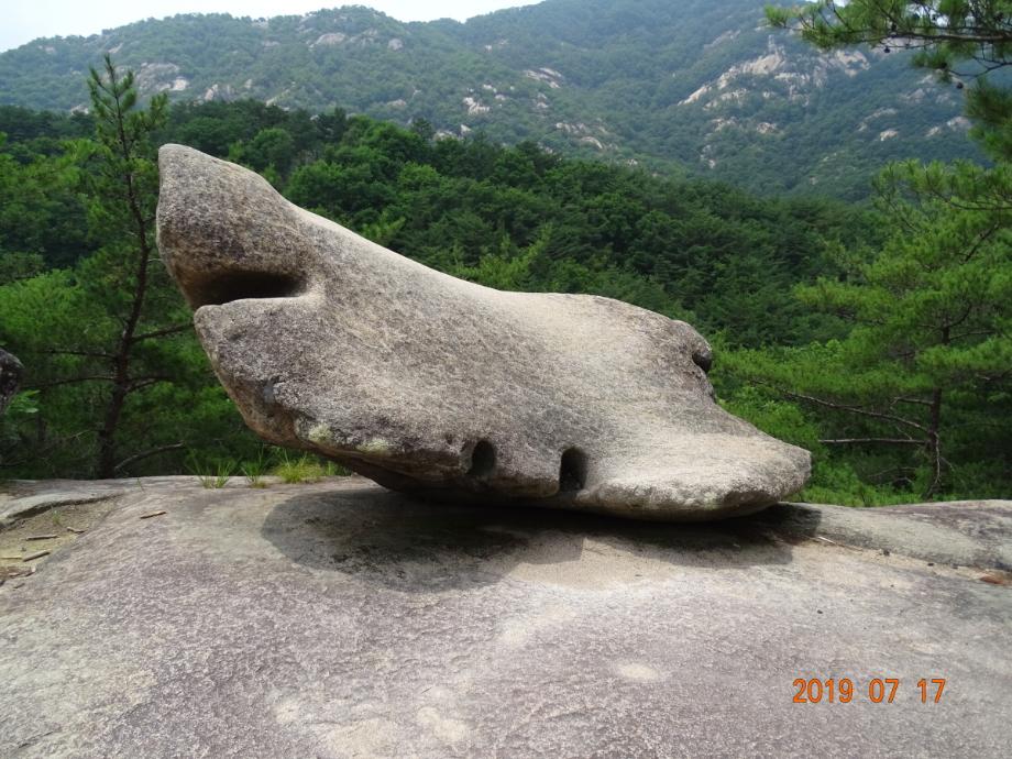 영동 영국사 망탑봉 삼층석탑이미지