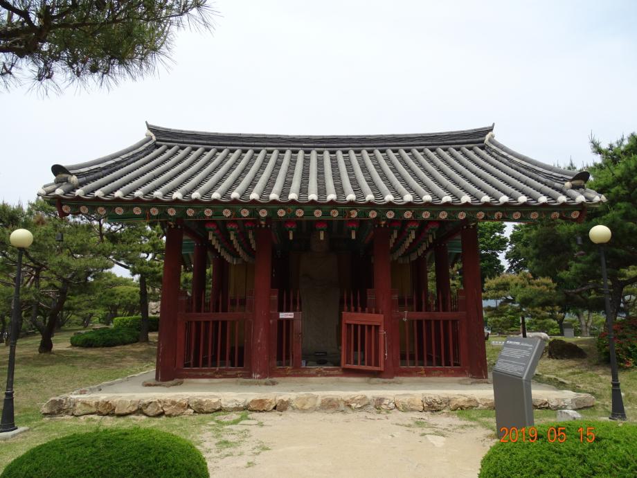 제천 물태리 석조여래입상이미지