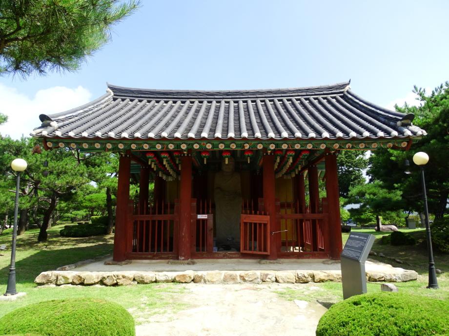 제천 물태리 석조여래입상이미지