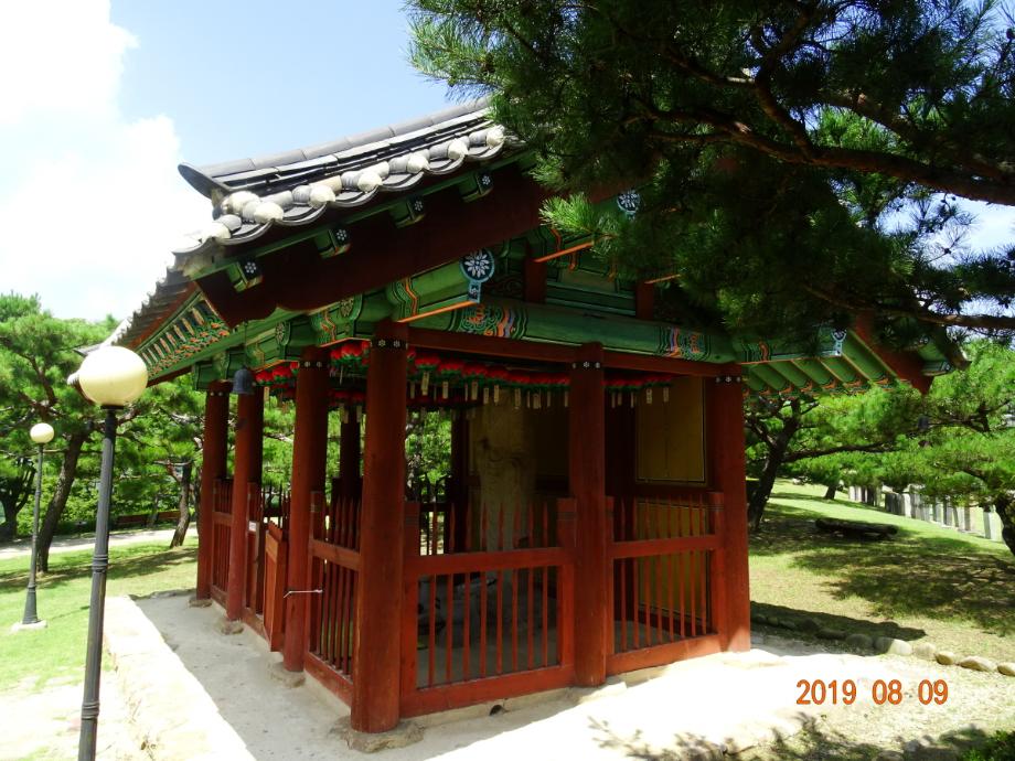 제천 물태리 석조여래입상이미지