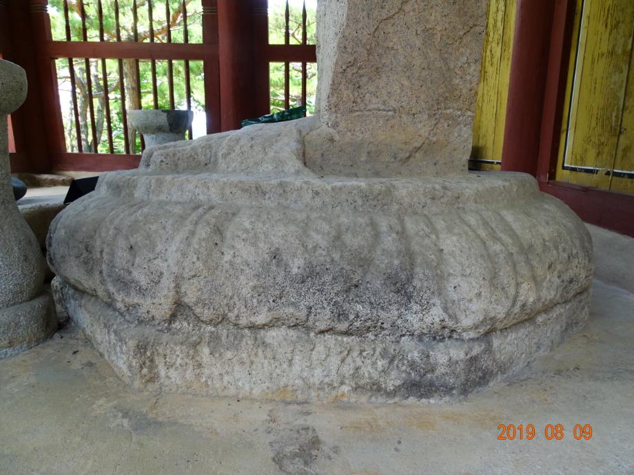 제천 물태리 석조여래입상이미지