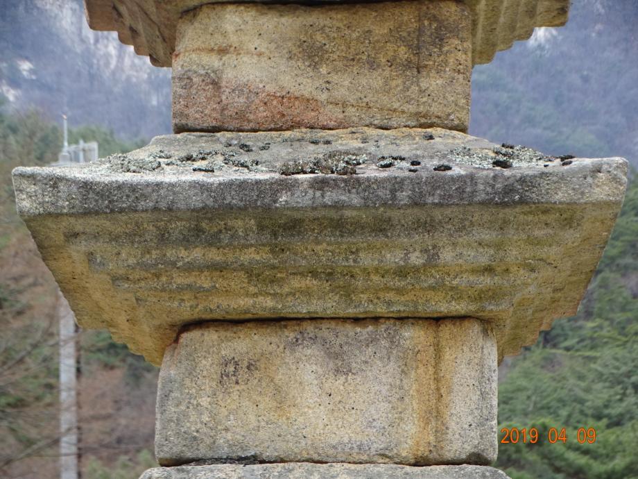 제천 신륵사 삼층석탑이미지