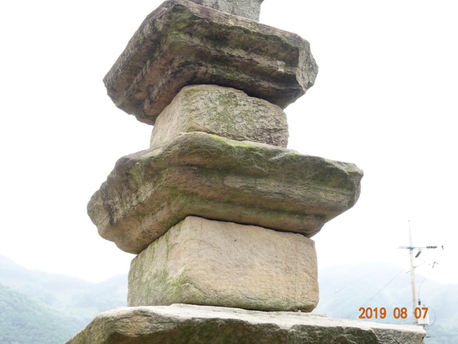 괴산 보안사 삼층석탑이미지