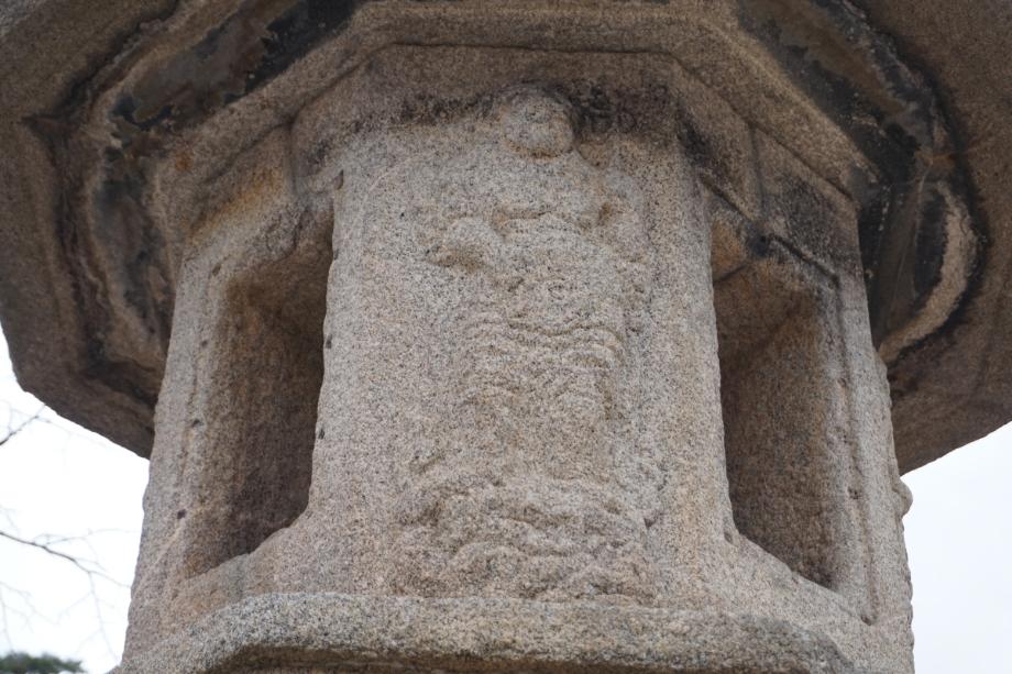 보은 법주사 사천왕 석등이미지