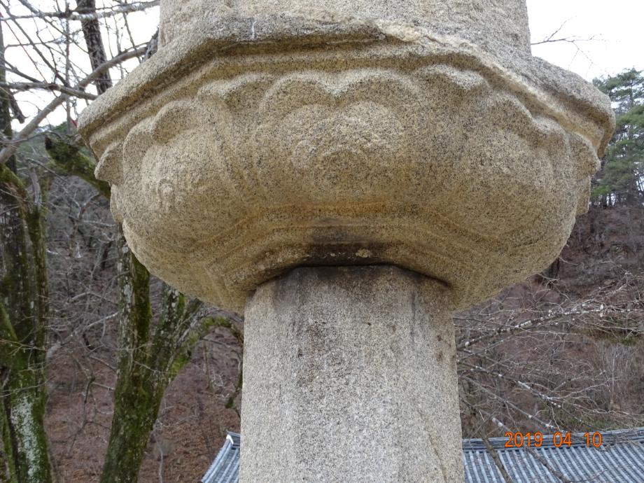 보은 법주사 사천왕 석등이미지