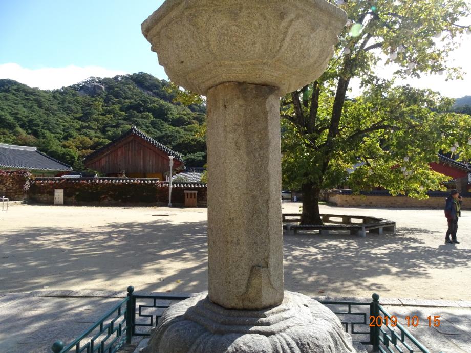 보은 법주사 사천왕 석등이미지