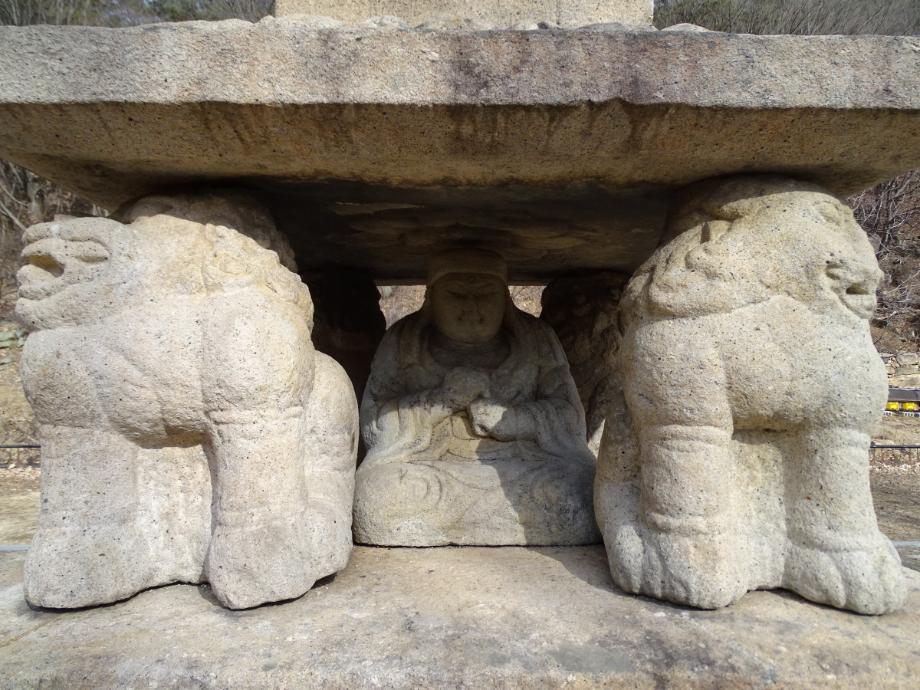 제천 사자빈신사지 사사자 구층석탑이미지