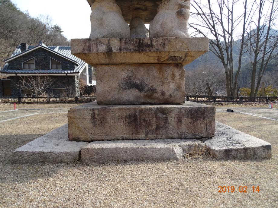 제천 사자빈신사지 사사자 구층석탑이미지