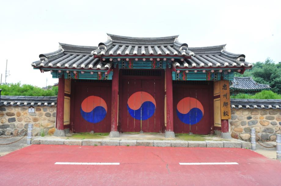 충청북도 도지정(유형)문화재 관리실태 및 개선방안 연구