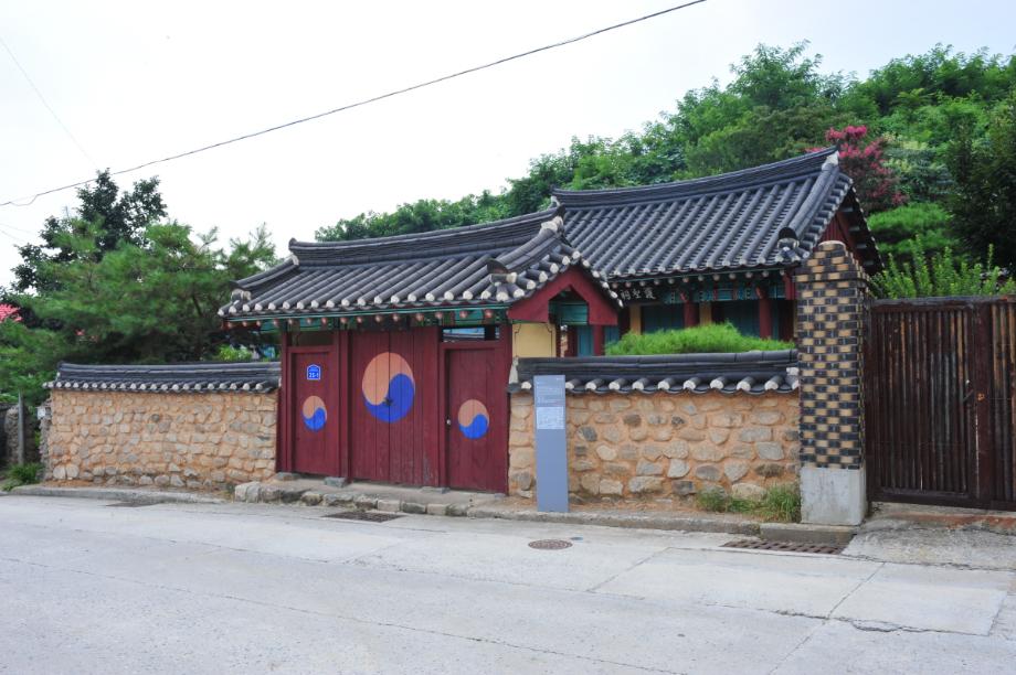 충청북도 도지정(유형)문화재 관리실태 및 개선방안 연구