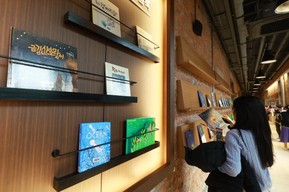 청주 충청북도청 본관이미지