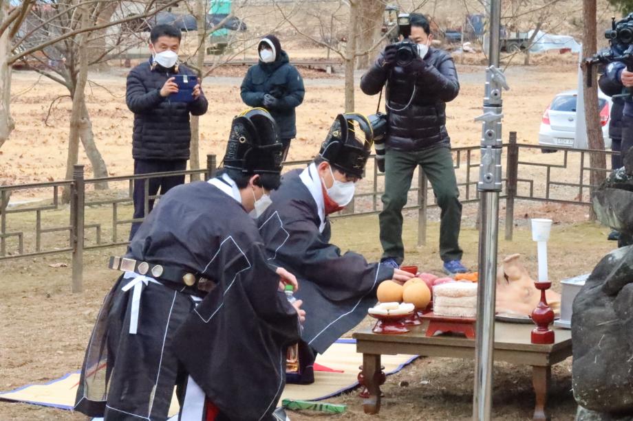 충북 옥천의 마을 탑 신앙 연구