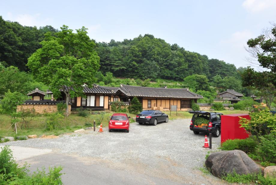 충청북도 도지정(유형)문화재 관리실태 및 개선방안 연구