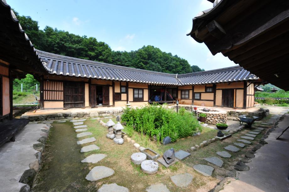 충청북도 도지정(유형)문화재 관리실태 및 개선방안 연구