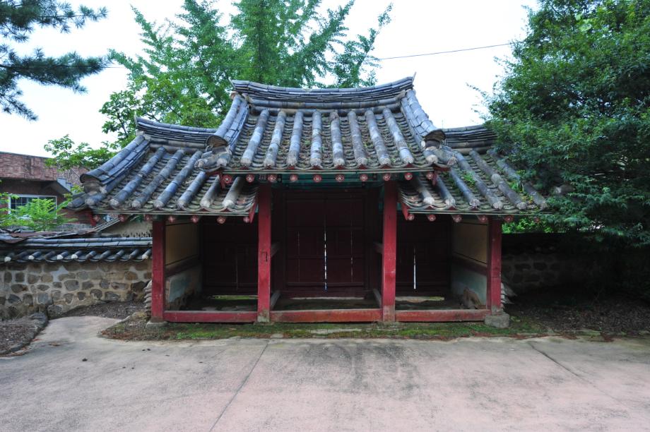 충청북도 도지정(유형)문화재 관리실태 및 개선방안 연구