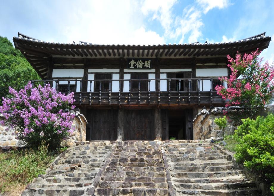 충청북도 도지정(유형)문화재 관리실태 및 개선방안 연구