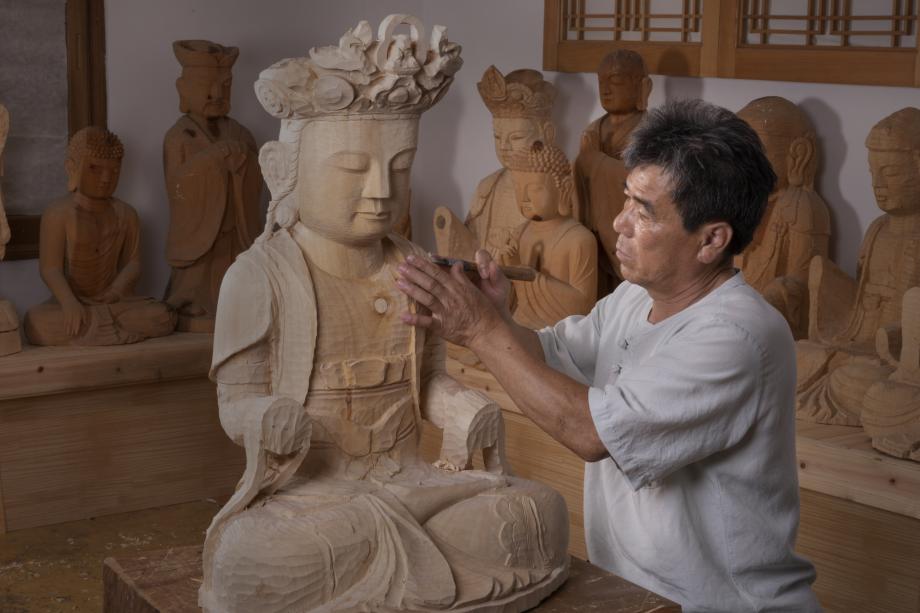 충청북도 무형문화재 제21호 목불조각장
